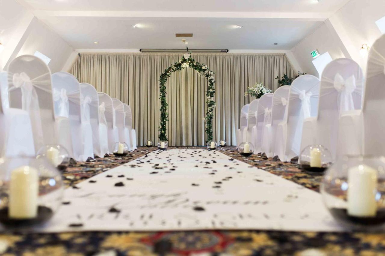 Downe Arms Country Inn Wykeham  Dış mekan fotoğraf